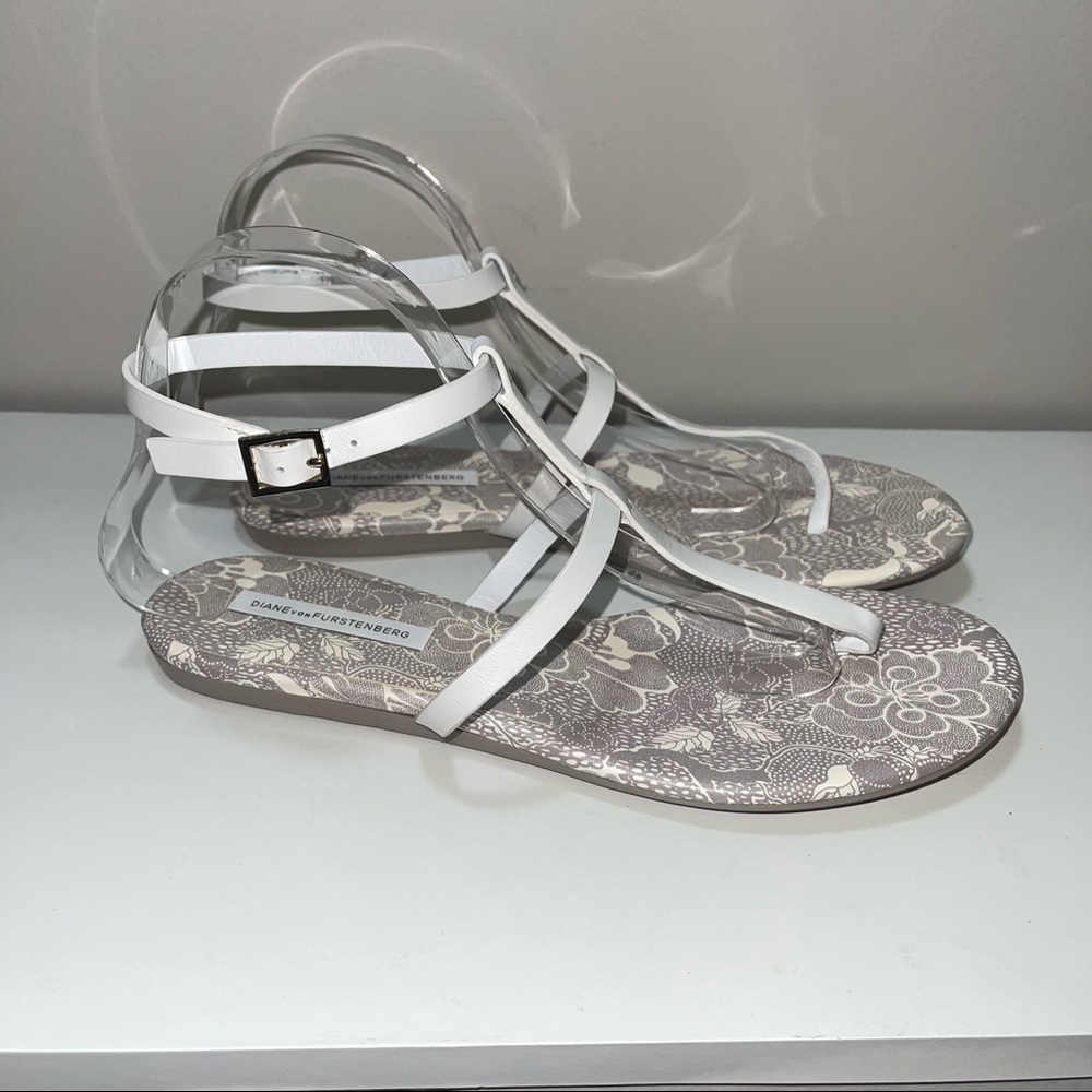 Diane Von Furstenberg Women Shoes Size 9 - Picture 3 of 8